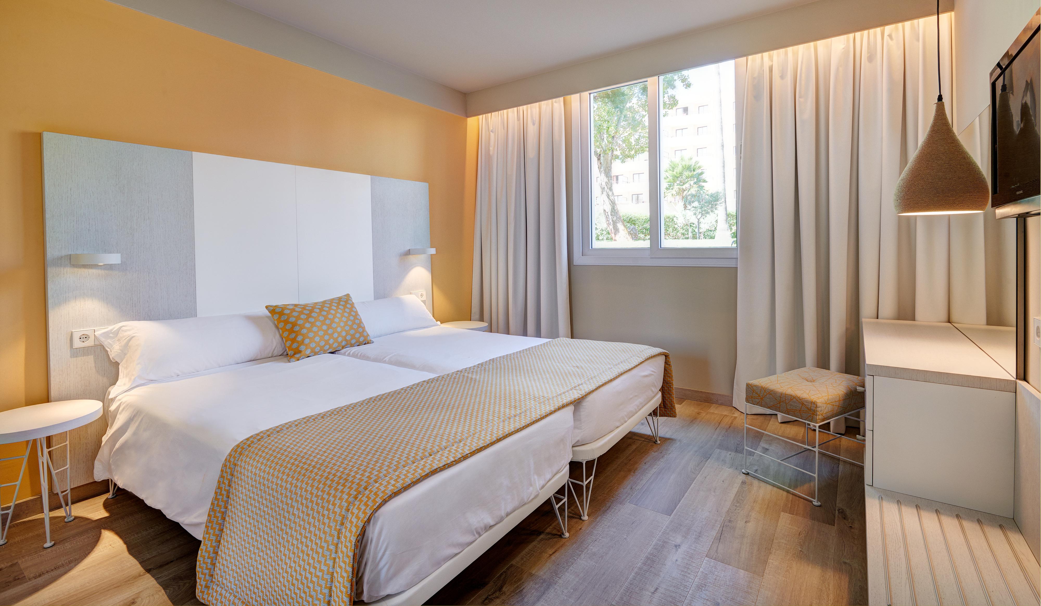 Protur Vista Badia Hotel Са Кома Екстериор снимка