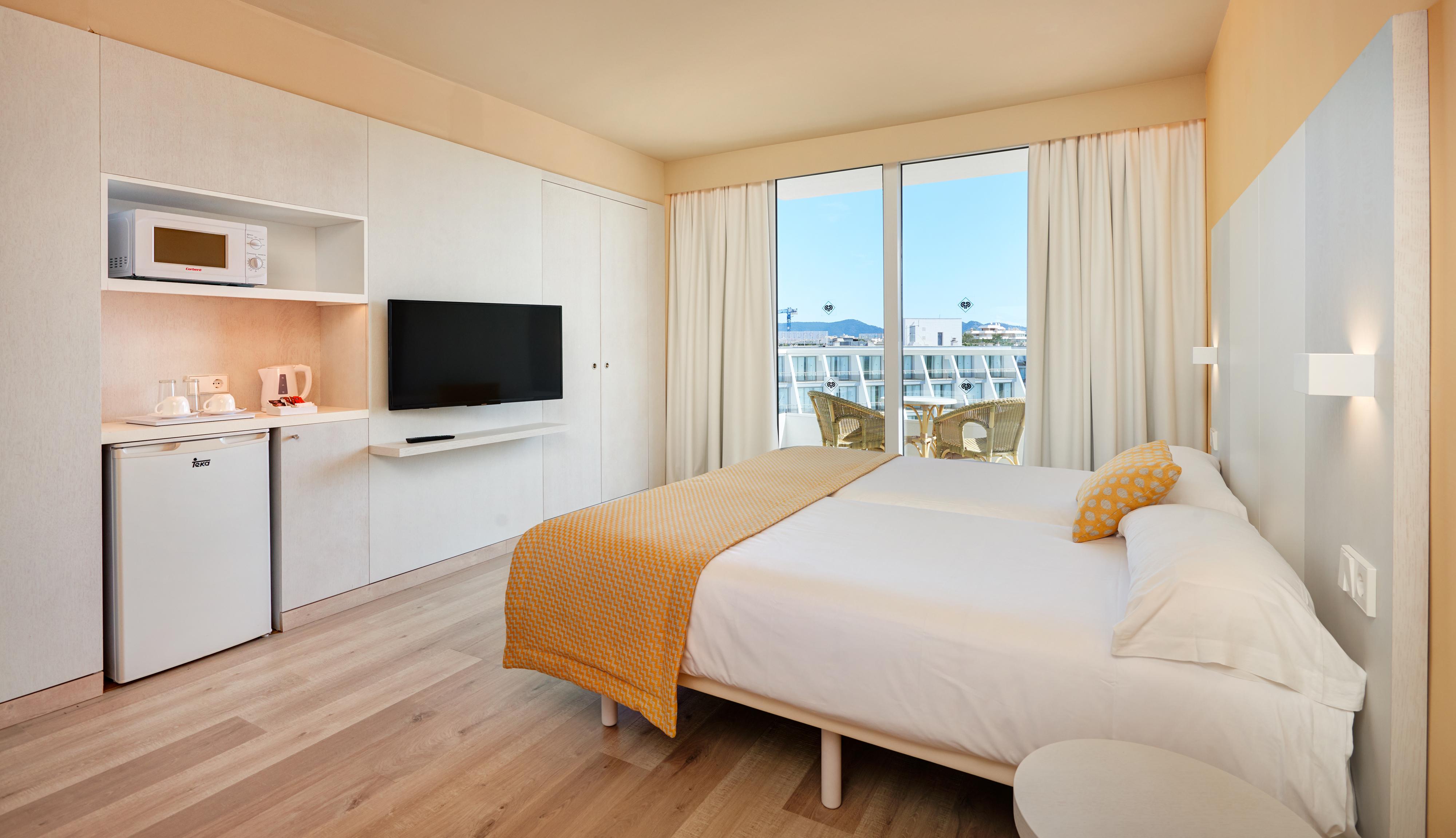 Protur Vista Badia Hotel Са Кома Екстериор снимка