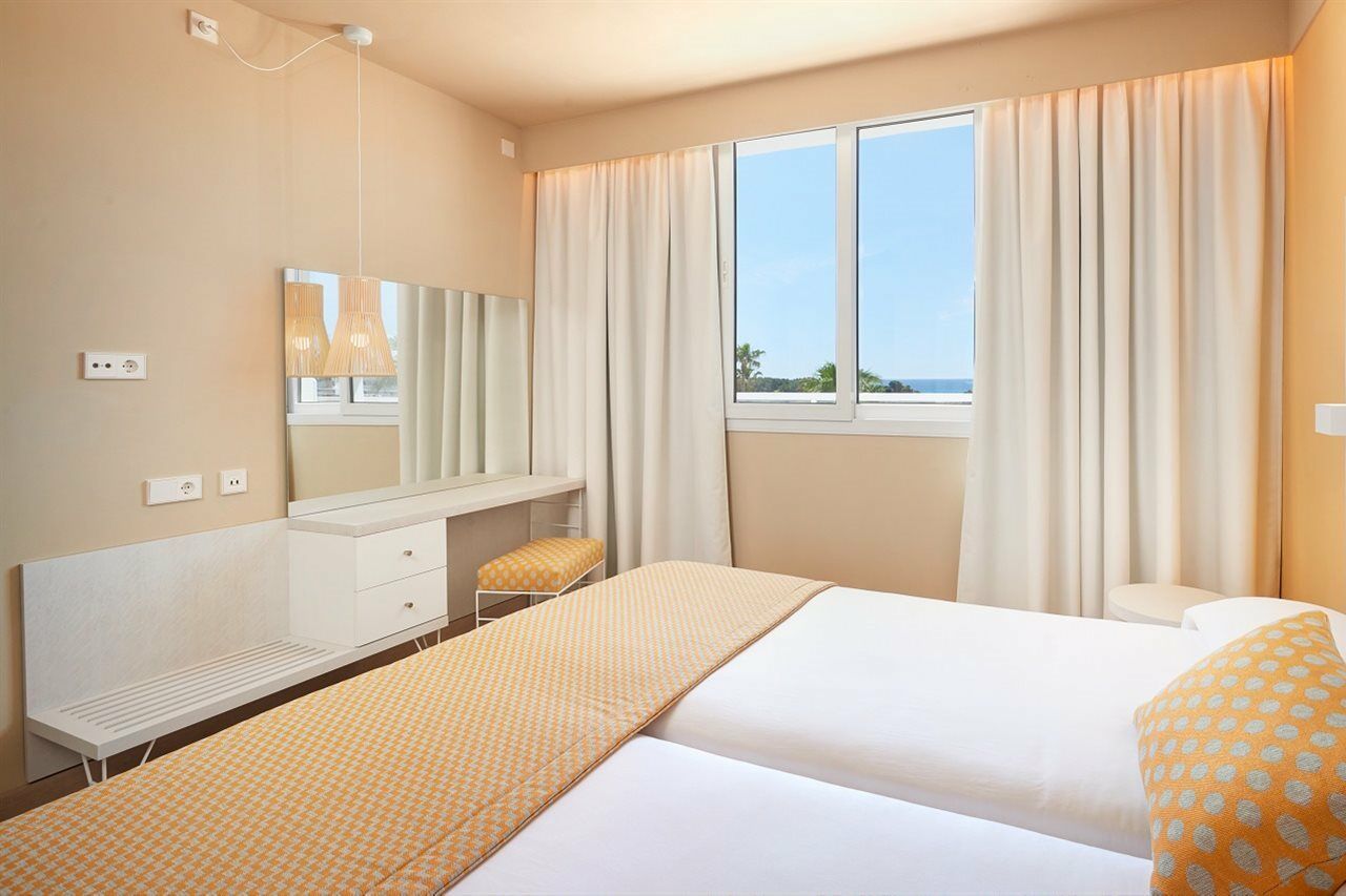 Protur Vista Badia Hotel Са Кома Екстериор снимка